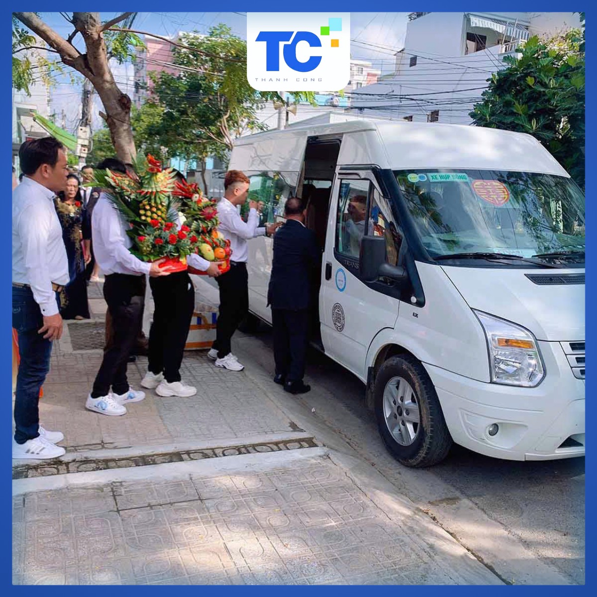 Dịch Vụ Xe Cưới Hỏi Sang Trọng – Đẳng Cấp Và Đúng Giờ